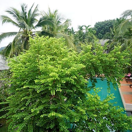 Signature Phuket Resort Chalong Bagian luar foto