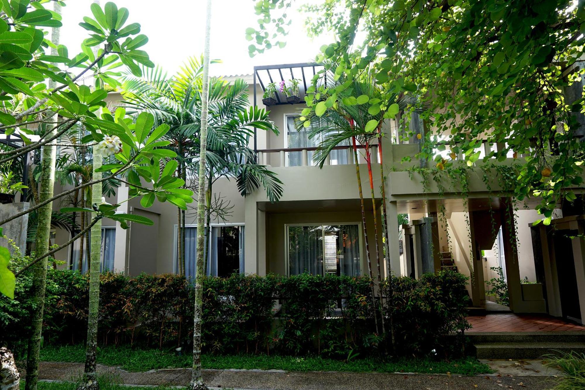 Signature Phuket Resort Chalong Bagian luar foto