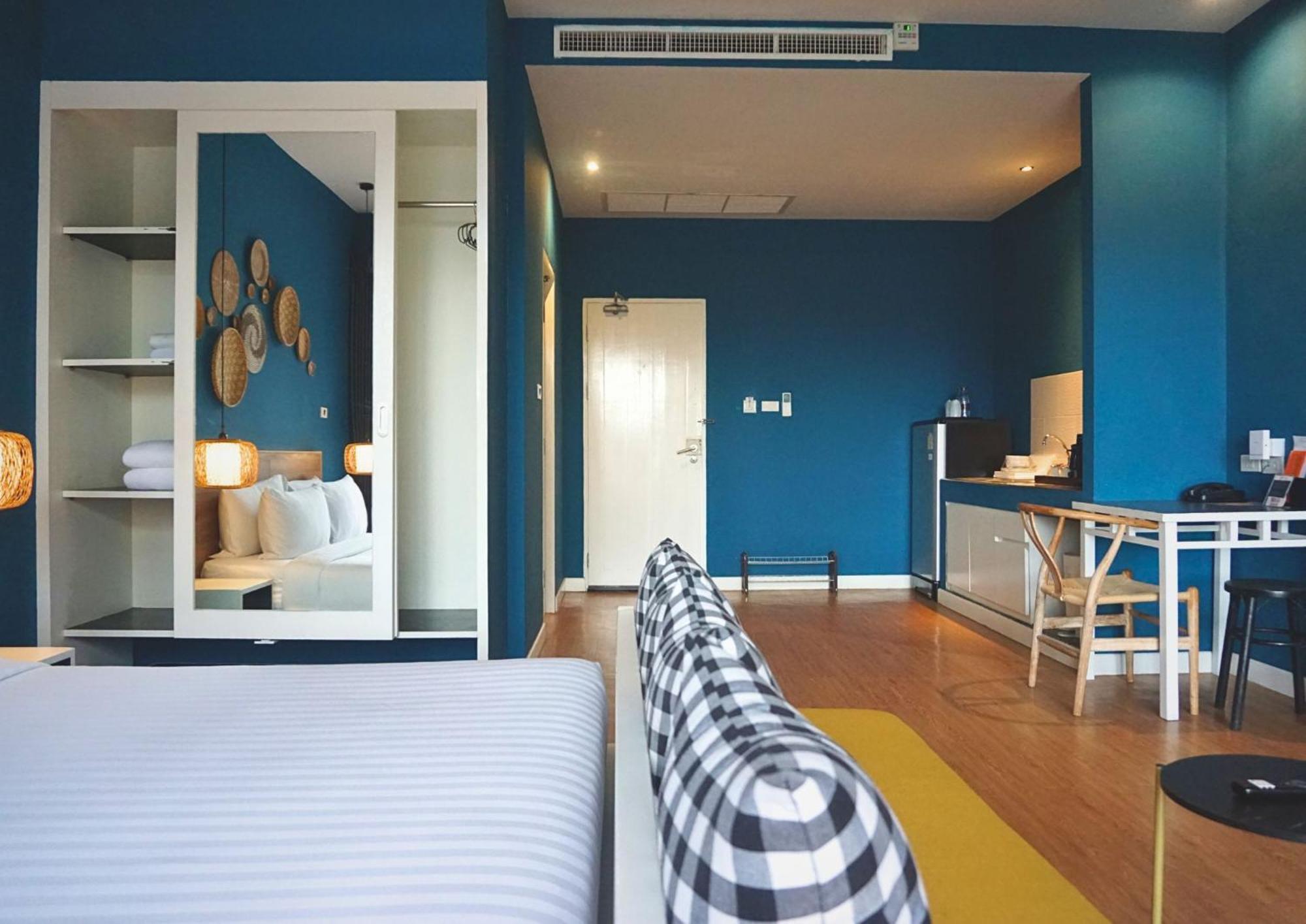Signature Phuket Resort Chalong Bagian luar foto