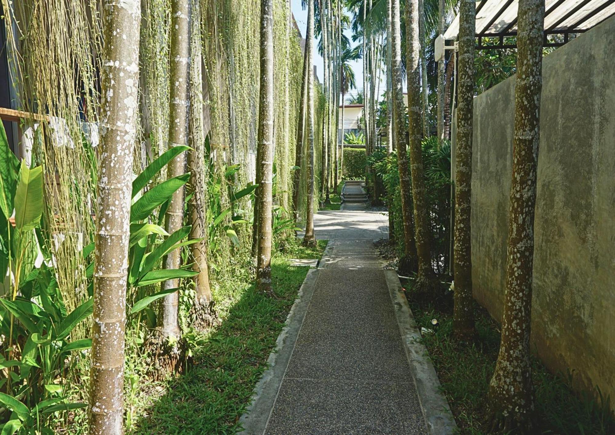 Signature Phuket Resort Chalong Bagian luar foto