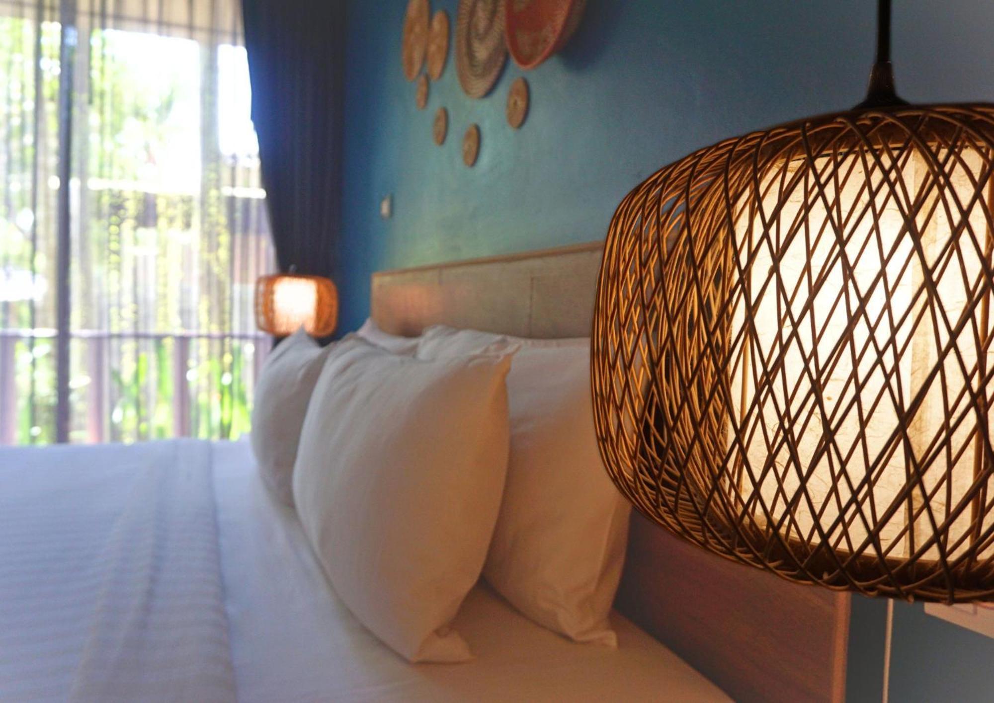 Signature Phuket Resort Chalong Bagian luar foto