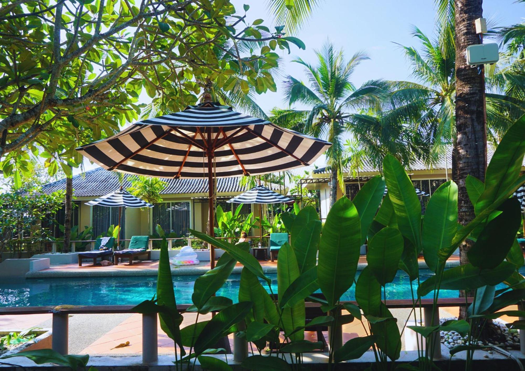 Signature Phuket Resort Chalong Bagian luar foto