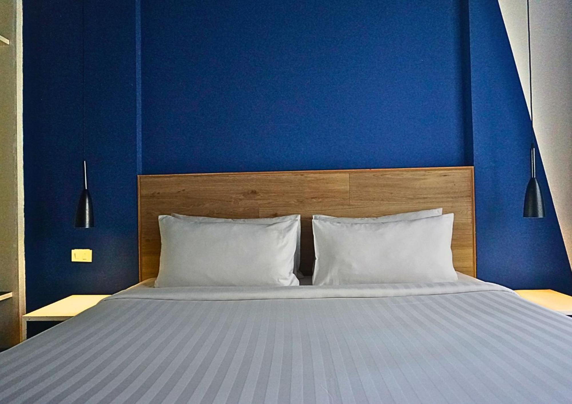 Signature Phuket Resort Chalong Bagian luar foto
